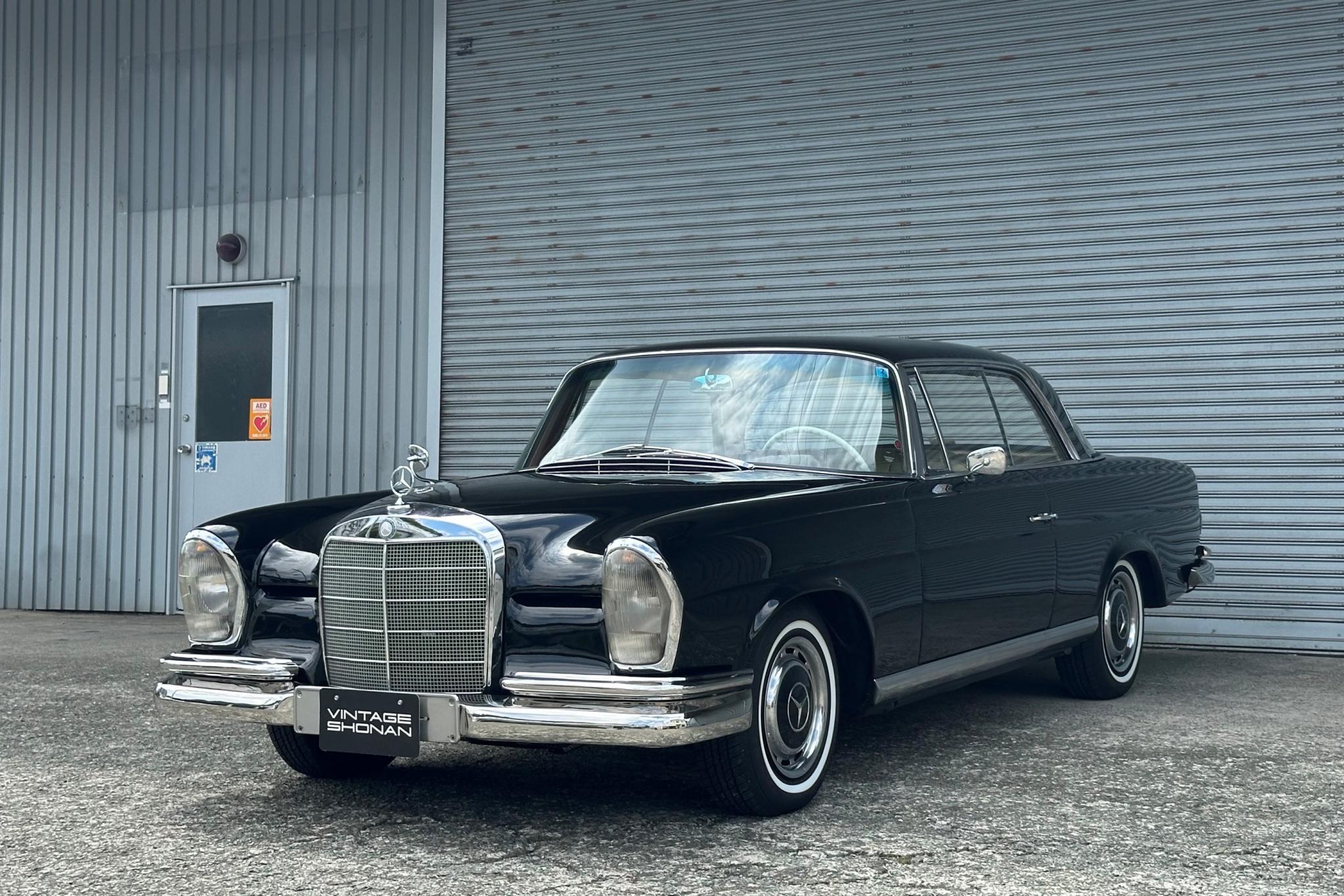 ヴィンテージカー販売 メルセデス・ベンツ 220SEbクーペ