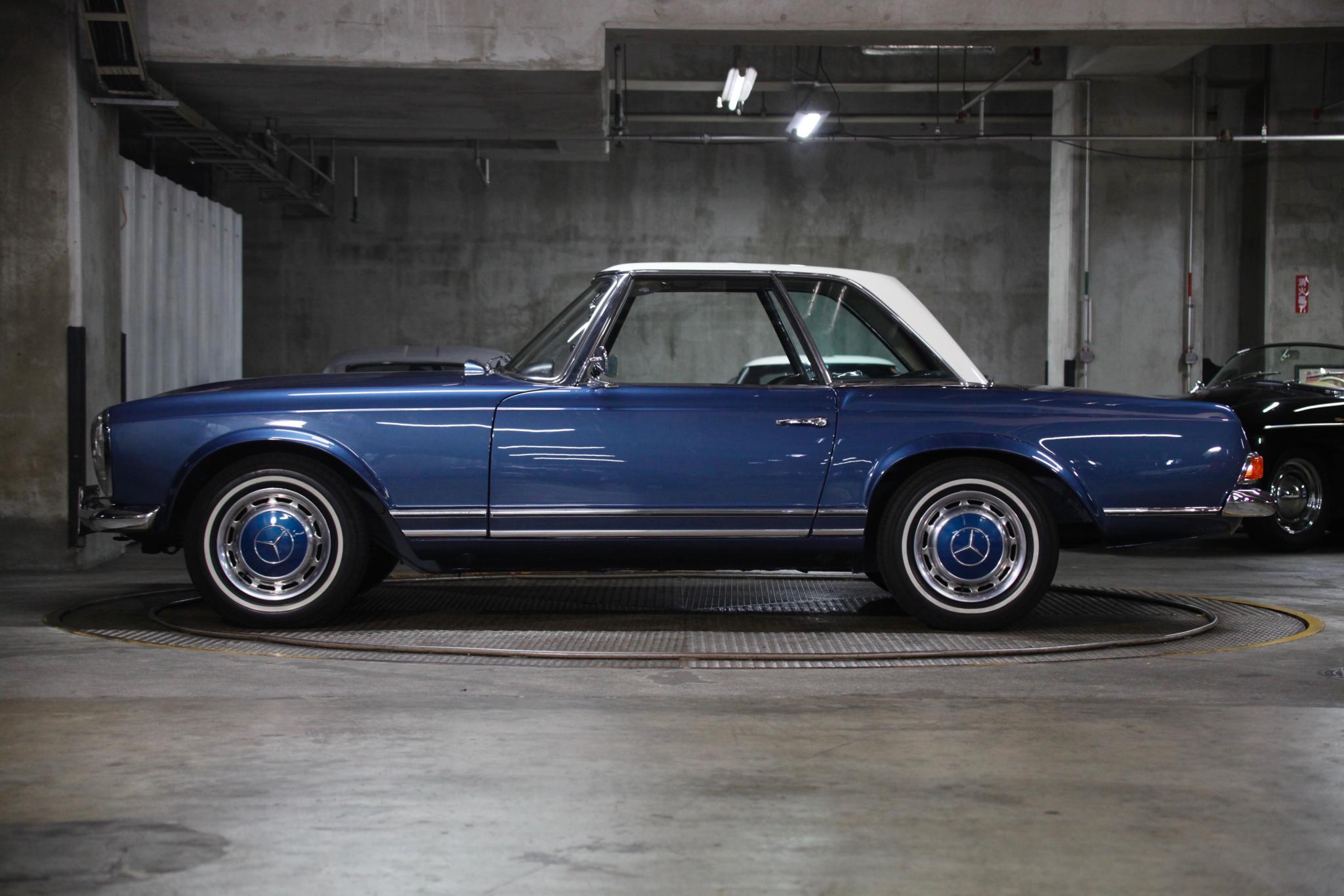 メルセデス・ベンツ 250SL クラッシクカー ヴィンテージカーの