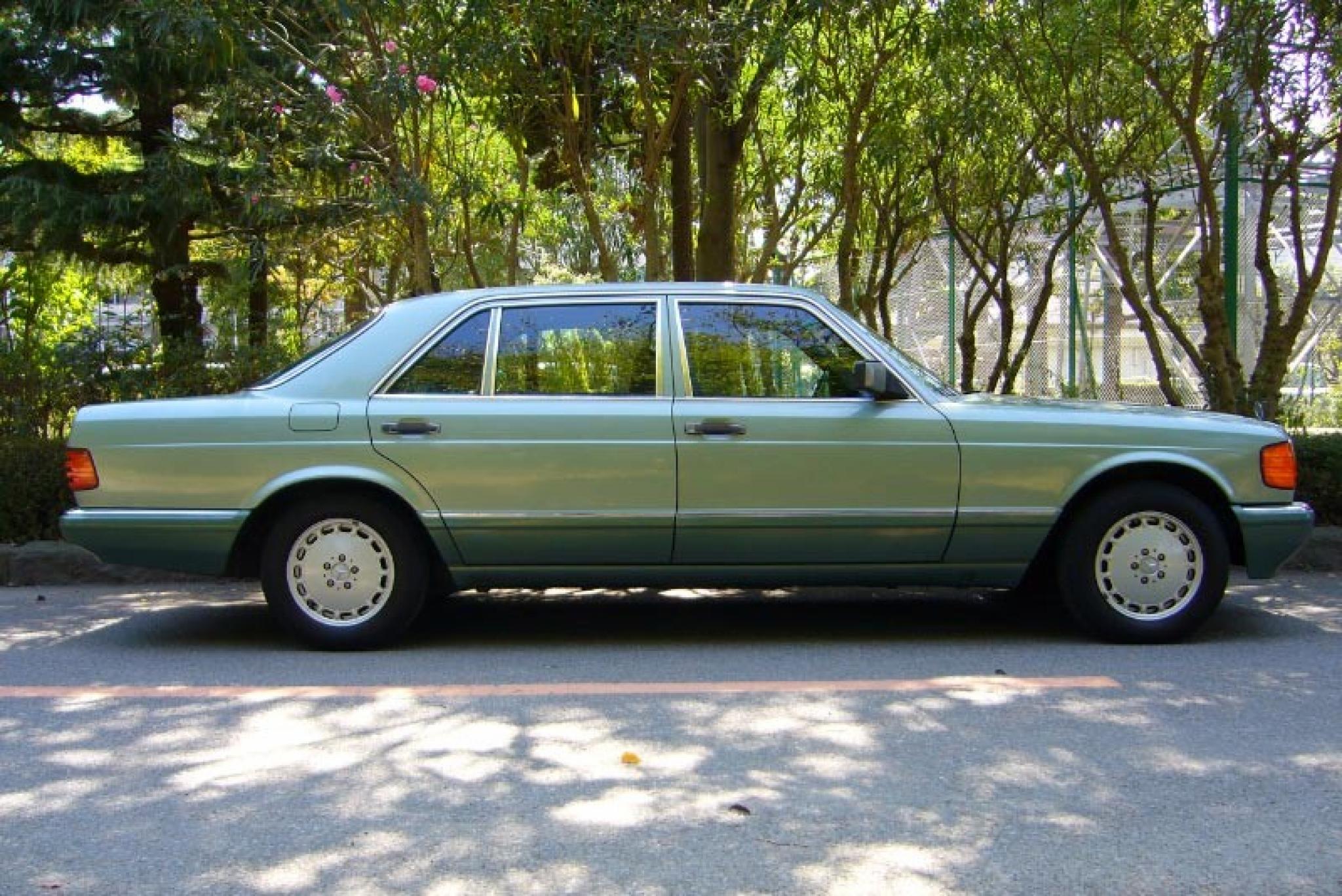 ヴィンテージカー販売 メルセデス・ベンツ 420SEL