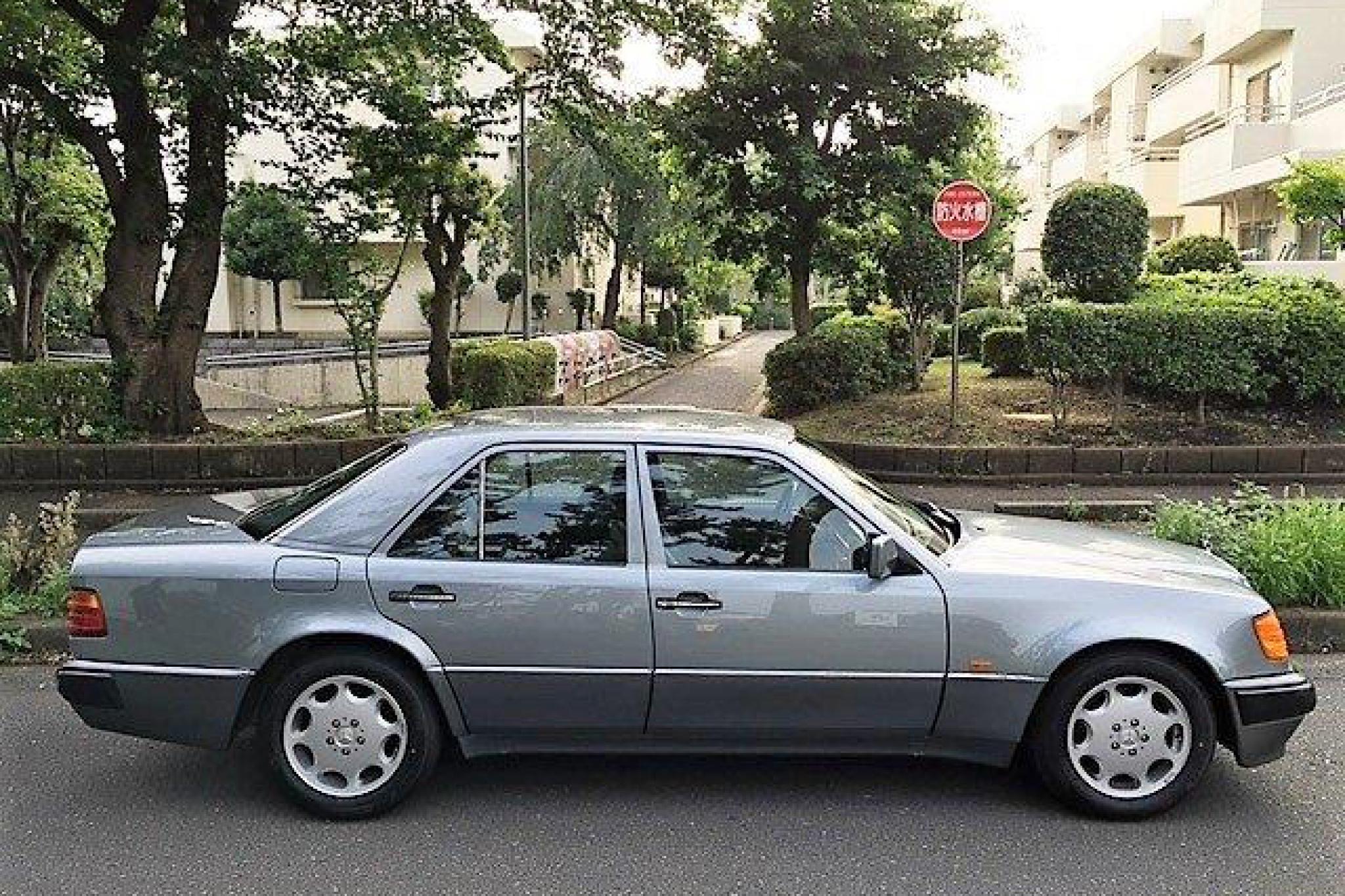 ヴィンテージカー販売 メルセデス・ベンツ 500E