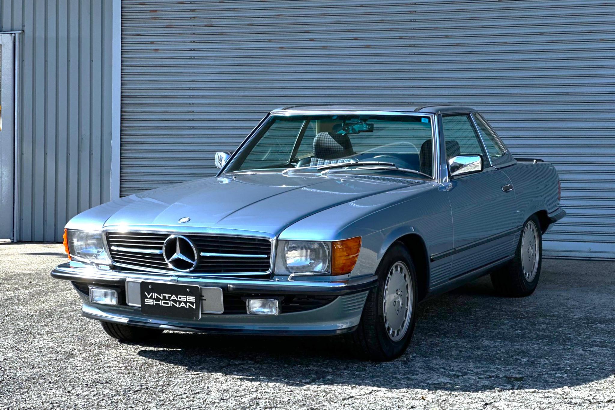 メルセデス・ベンツ 560SLロードスター クラッシクカー ヴィンテージ 