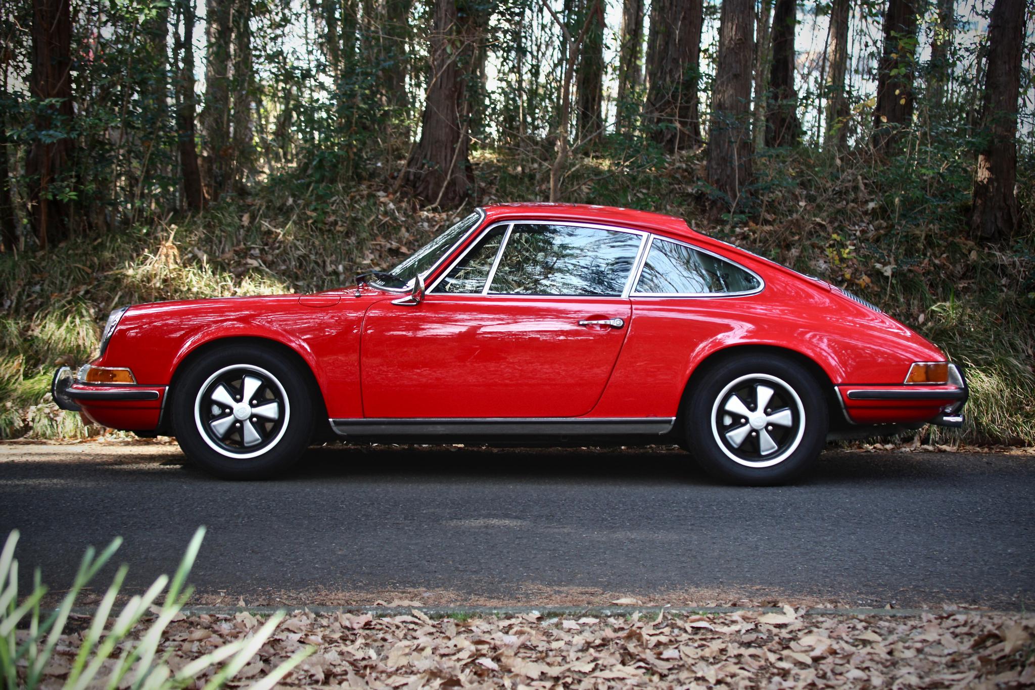 ヴィンテージカー販売 ポルシェ 911T・サンルーフクーペ