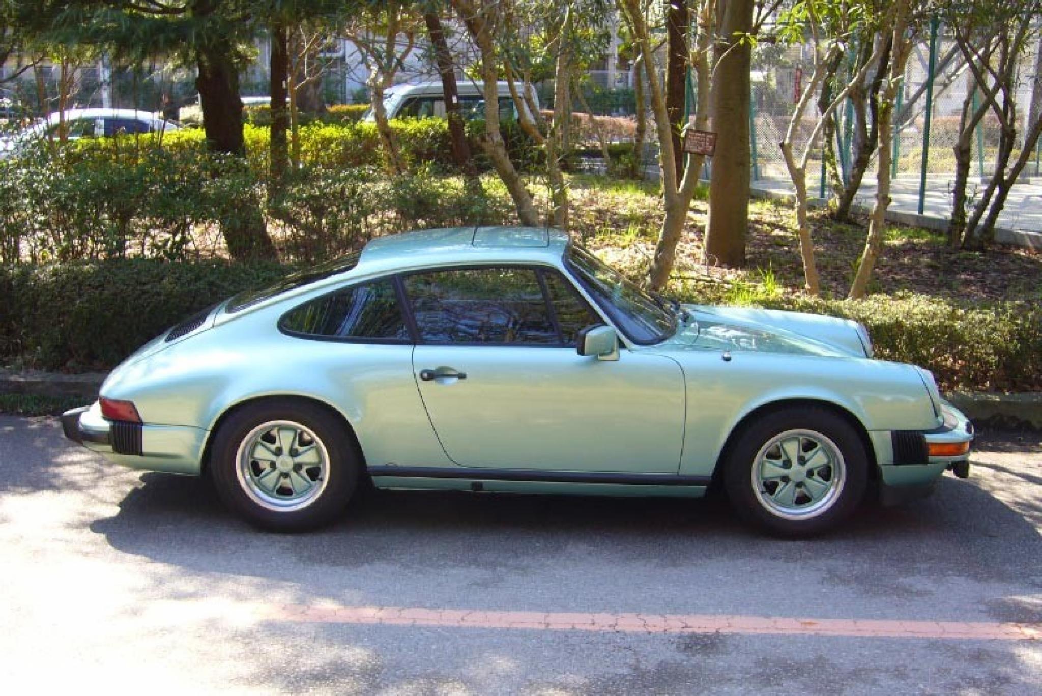 ヴィンテージカー販売 ポルシェ 911カレラ3.0