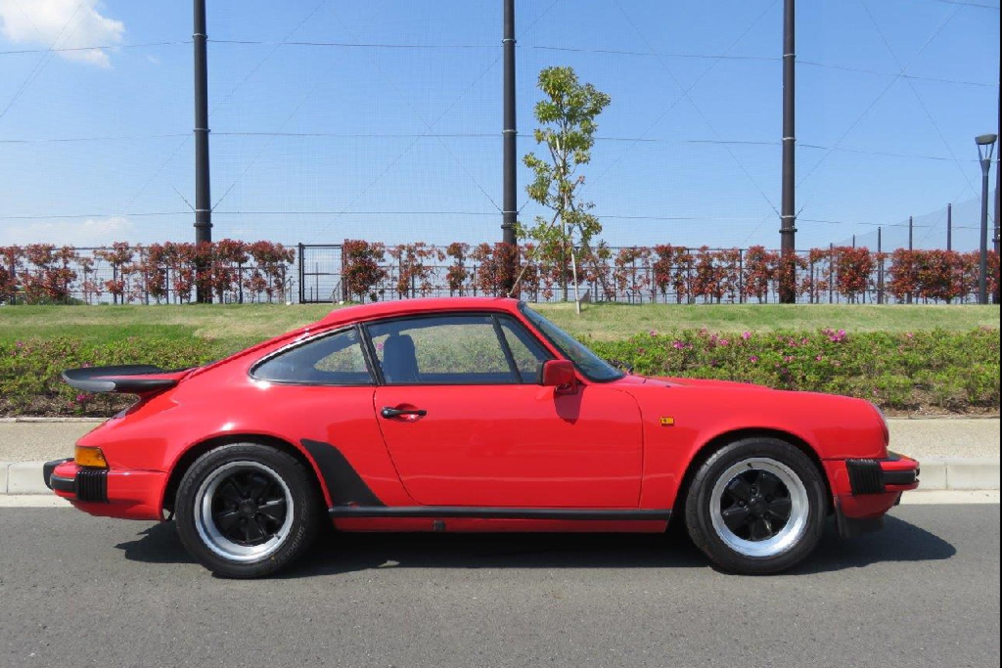 ヴィンテージカー販売 ポルシェ 911カレラ3.2