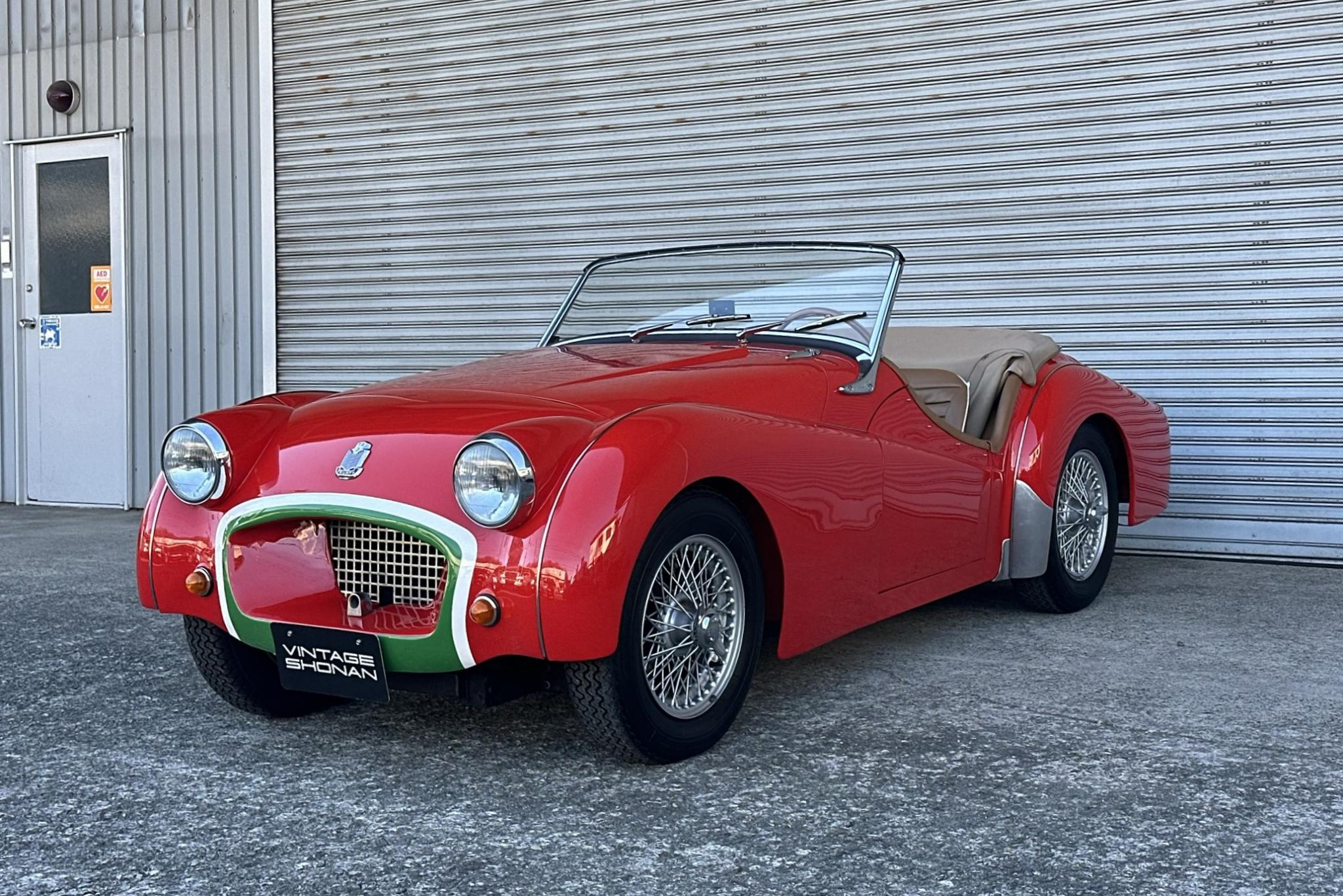 ヴィンテージカー販売 トライアンフ&nbsp;TR-3 ロードスター